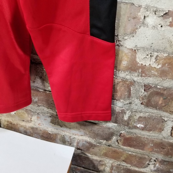 🌲And1 red/black longsleeve zip up with collar. - Picture 4 of 5